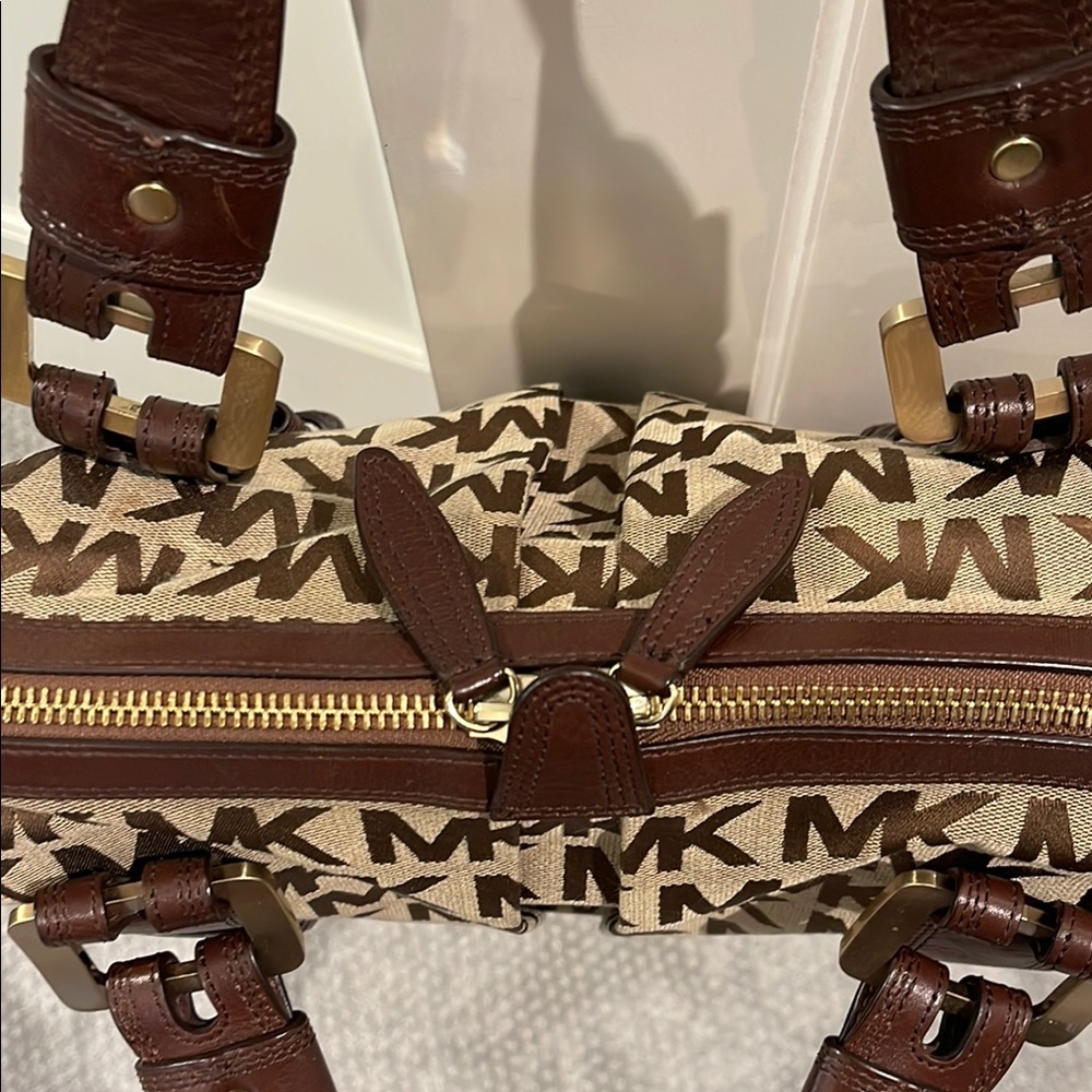 Michael Kors Brown Monogram Bag - Picture 9 of 11